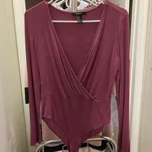 V-neck long sleeve body suit forever 21